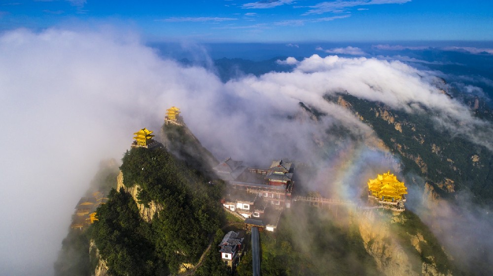 少林寺龙门石窟老君山2日游（少林寺老君山龙门石窟四日游）