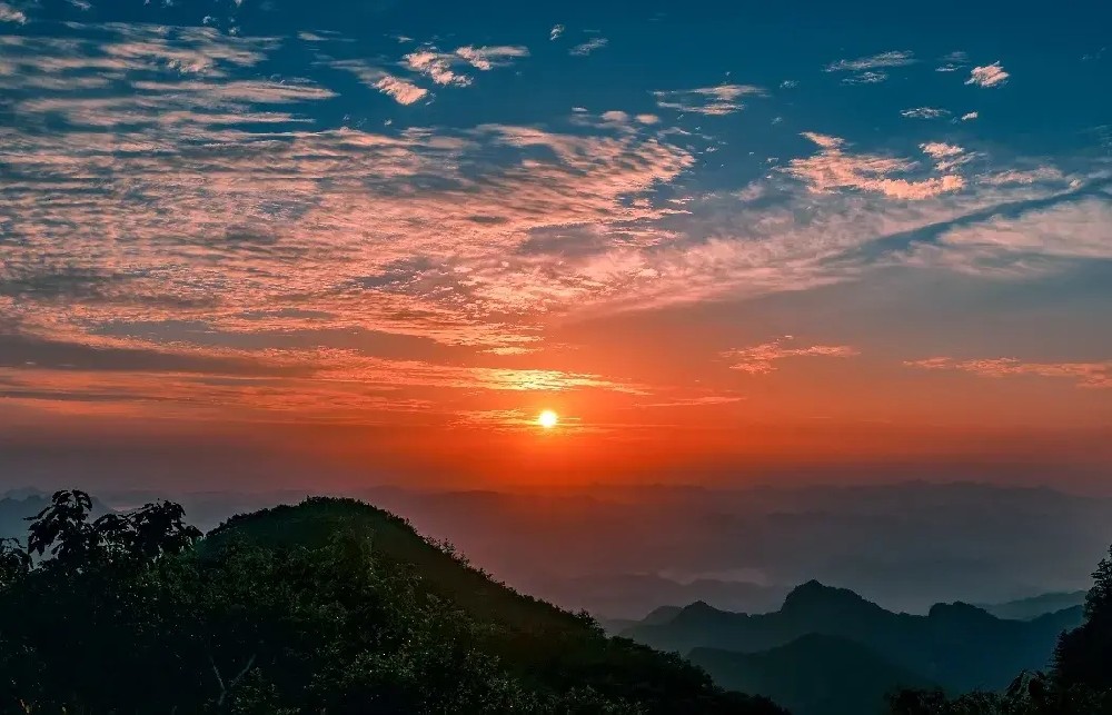 洛阳到新乡关山一日游--洛阳到新乡关山旅游（洛阳到新乡几个小时汽车）