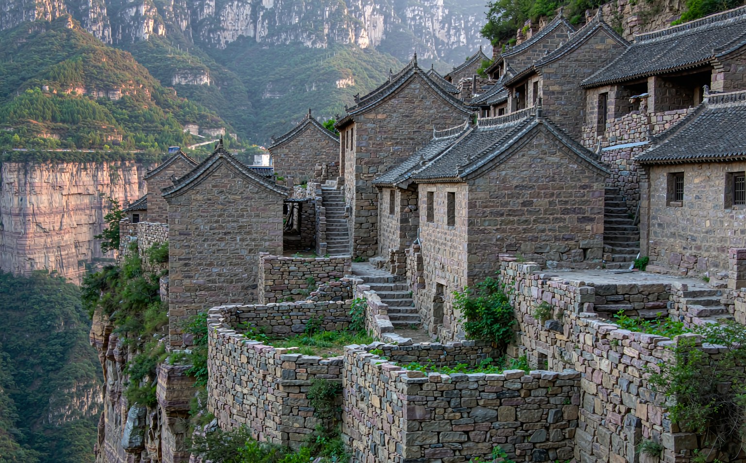 Guoliang Village + Wanxian Mountain + Shaolin Temple 3-Day Group Tour from Luoyang