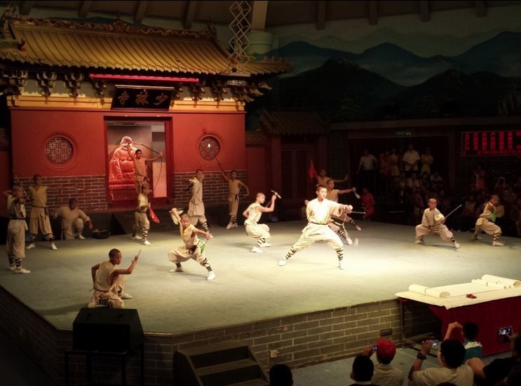 Luoyang-Zhengzhou-Kaifeng 8-Day senior-friendly tour | senior guide