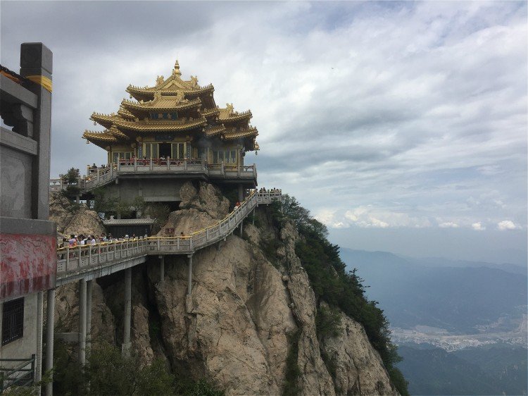 Kaifeng 7-Day group tour | dedicated guide