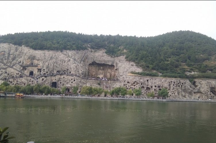 Luoyang 6-Day senior-friendly tour | local guide