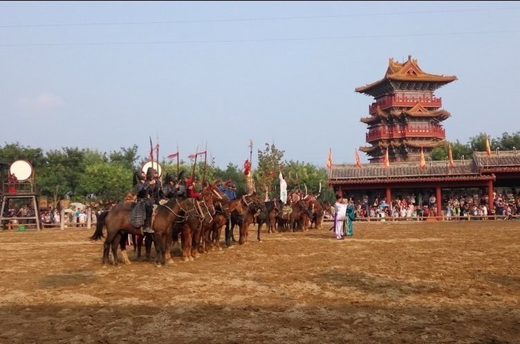 Zhengzhou 4-Day customized private tour | senior guide
