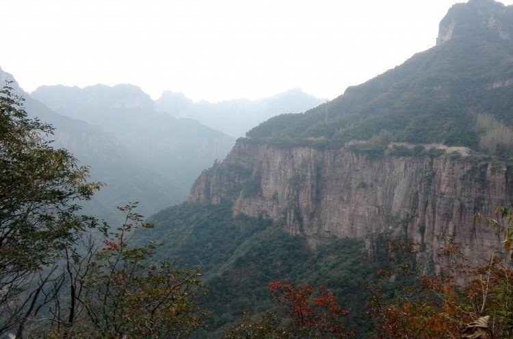 Henan 2-Day senior-friendly tour | dedicated guide