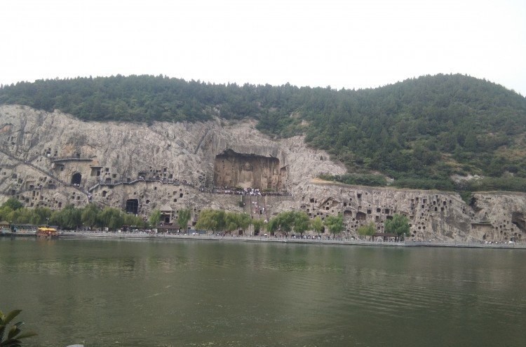 Luoyang 2-Day senior-friendly tour | local guide